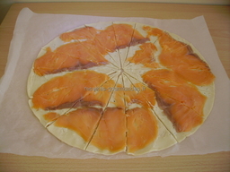 illustration 3 pour Croissants au saumon