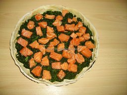 illustration 2 pour Tarte au saumon et aux �pinards